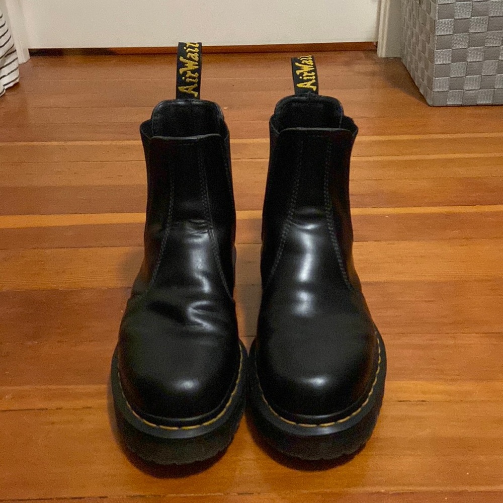 Doc Martens 2976 Bex Chelsea Boots